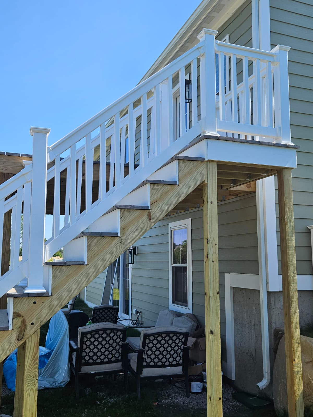 Second-Story Deck & Staircase Build — photo 2